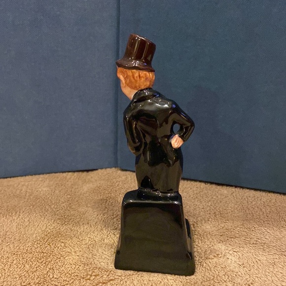 Rare Royal Doulton Dickens porcelain figurine “Dick Swiveller “ 4 1/2” tall - Picture 3 of 6